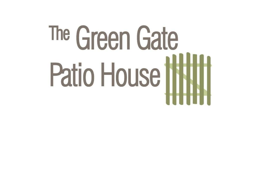 The Green Gate Patio House Nazaré Buitenkant foto